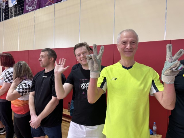 Сто мам и пап из Балашихи стали участниками соревнований «Спортивный родитель»