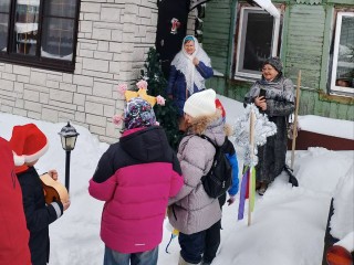 От звезды до воды: в селе Лужники прошли шумные святочные гуляния