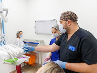 Как в Бронницах мгновенно попасть на прием к врачу-стоматологу детям и взрослым