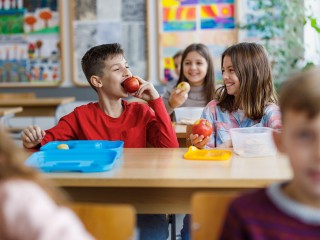 Что бы съесть, чтобы поумнеть: ТОП-7 перекусов, помогающих учиться и работать