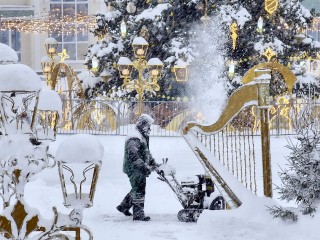 Борьбу с последствиями снегопада с помощью телефона ведут в Ногинске