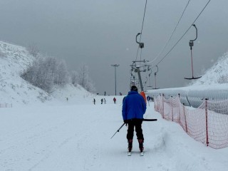 Где в Подмосковье бесплатно покататься на лыжах: 62 трассы для детей и взрослых — список адресов