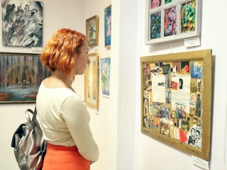 «Городская абстракция»: как ступинские художники и фотографы превращают улицы в искусство