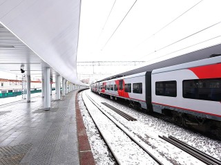 Унесли в черном мешке: пассажиров электричек призвали к бдительности после ЧП на путях в Одинцове