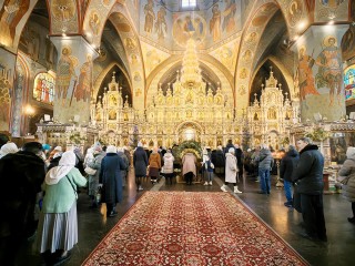 В щелковских храмах начались празднования Рождества Христова