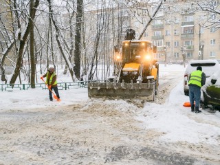 Названы адреса, где пройдет большая очистка от снега 15 января
