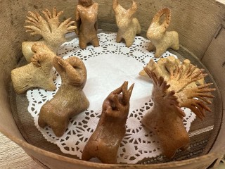 Святки, чай и магия: в Горках Ленинских заглянули в будущее с помощью козуль