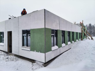 Медблок, диспетчерская, комнаты для отдыха и гардеробные: в селе Поречье ведется строительство подстанции скорой помощи