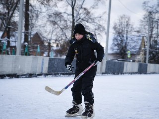 Стал известен новый режим работы катка на бронницком стадионе «Центральный»