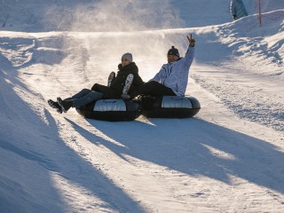 Лотошинцам напомнили правила безопасного катания на «ватрушках»