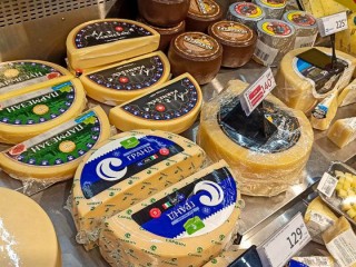 Россияне меняют рацион: некогда популярные продукты перестали покупать