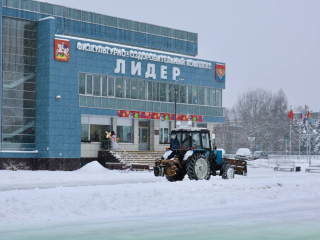 В первую очередь от снега в Павловском Посаде очищают выходные группы подъездов и лестницы