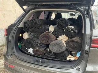 Огромные рулоны шерсти и ручная проверка: в Рузе собирают партию поясов для бойцов