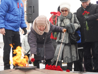 У вокзала Павловского Посада провели памятный митинг в честь освобождения Московской области