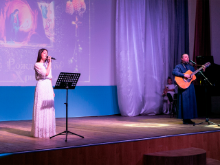 Зарайцев пригласили на традиционный святочный концерт