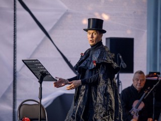 Такого вы еще не видели! Евгений Миронов представит в Сергиевом Посаде 16 спектаклей за 9 дней