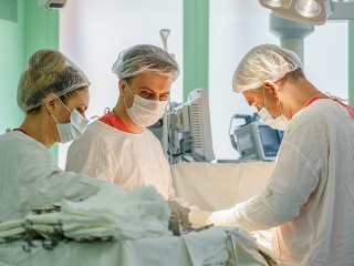 Врачи Долгопрудненской больницы вылечили 80-летнюю пациентку от пневмонии