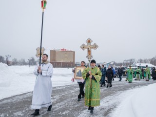 Колокольный звон и крестный ход: в ступинском храме отметили малый Престольный Праздник