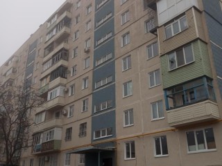 Дом, восставший из руин: какой стала девятиэтажка в Мариуполе после тотального ремонта по всем стандартам Подмосковья