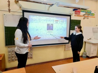 Не скучный урок, а путешествие в искусство: школьники и студенты Подмосковья узнали о тайнах Третьяковской галереи