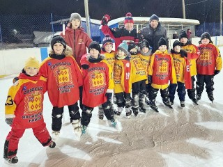 Бесплатные тренировки по хоккею стартовали в Ногинске