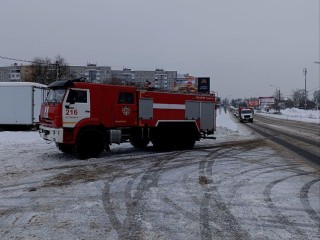 Не только пожары тушить: спасатели помогли эвакуировать пожилую женщину с инсультом в Егорьевске