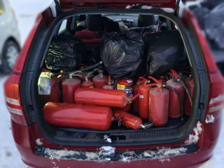 Свои не бросают: пожарные Ступина отправили в зону СВО снаряжение, средства связи и зимнюю одежду