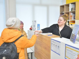 Наслаждение от чтения зимними вечерами: библиотека Шатуры сохраняет популярность и в XXI веке