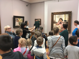 Жители Серпухова могут сходить в музеи и театры с детьми по Пушкинской карте