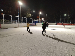 В Люберцах катки с натуральным льдом на стадионах посетили около 3000 человек