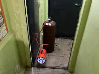 Коммунальщики временно установили тепловые пушки в домах Чехова