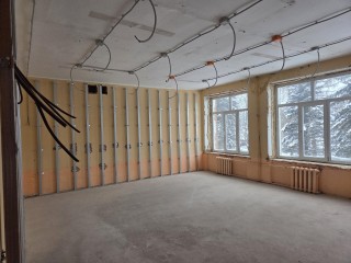 Школа № 27 в Трубине преображается: когда ученики увидят обновленное здание?