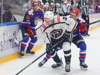 «Химик» против тюменцев: как воскресенцы всухую победили «Рубин» на родном льду