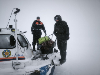 Зимняя рыбалка на Иваньковском водохранилище: спасатели помогли заблудившемуся мужчине выбраться из снежной ловушки