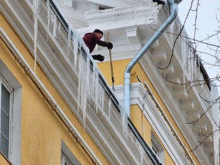 Коммунальщики Шатуры перебрались с земли на крыши
