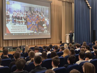 Офицерские погоны со школьной скамьи: как поступить в Академию МЧС