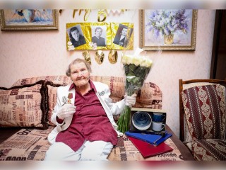 Сто лет жизни и подвига: юбилей ветерана Анны Кононовой