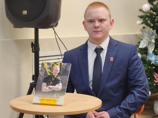 Лирика молодого поэта: луховицкий школьник презентовал собственную книгу стихов