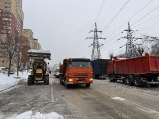 Ликвидацию последствий циклона в Котельниках ведут круглосуточно