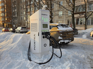 Новая мощная зарядка для электромобилей заработала на Поклонной улице в Дзержинском
