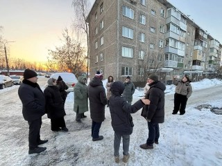 После жалобы жительницы в Апрелевке ликвидировали подтопление подвала дома
