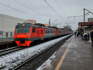 Из-за строительства перехода на станции «Подлипки-Дачные» изменится посадка пассажиров