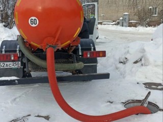 В Восточном микрорайоне организовали техработы на канализационном коллекторе