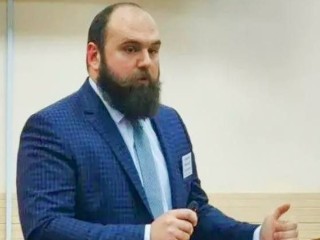 Преподаватель географии из школы № 16 стал победителем конкурса «Учитель года»