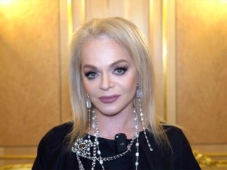 Долину начали принудительно выселять? Адвокат певицы раскрыла, что происходит с квартирой