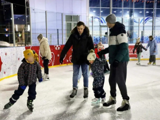 Хороший лед и никаких очередей: каток в парке «Питомник» с декабря 2025 года посетило более 45 тыс. гостей
