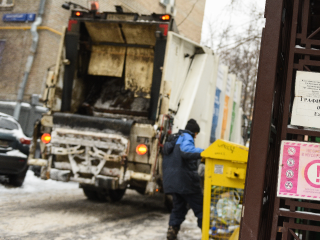 Навалы мусора на Куркинском шоссе ликвидировали после жалоб химчан