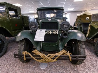 Легендарная «полуторка» и автобус-первопроходец: что можно увидеть в музее ретротехники в Подмосковье