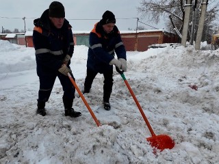 Три тысячи кубов снега вывезли на снежный полигон в Клину