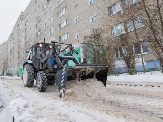 Коммунальные службы усиливают состав: нужны водители и трактористы
